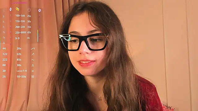 Snapshot of JulianaChapel chatting on September 13, 8:36 am JulianaChapel online show from September 13, 8:36 am