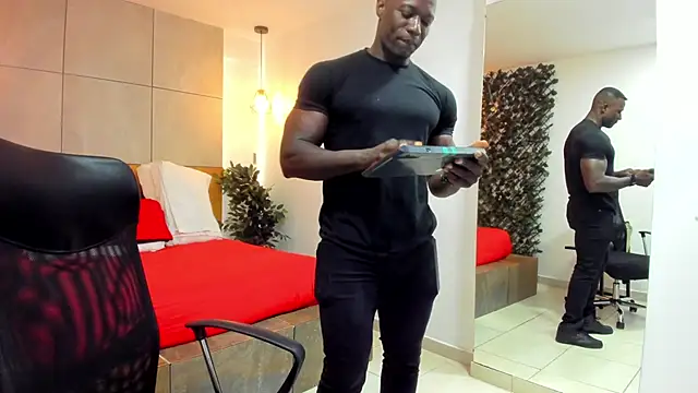 Snapshot of MarcusBlack_ chatting on March 18, 5:05 pm MarcusBlack online show from March 18, 5:05 pm
