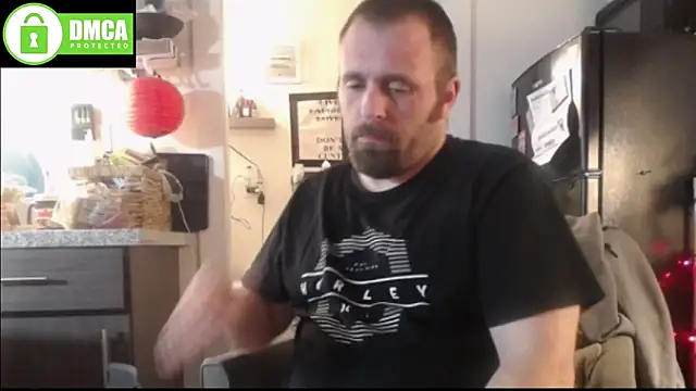 Snapshot of Thumper_ss chatting on November 17, 11:10 pm Thumper ss online show from November 17, 11:10 pm