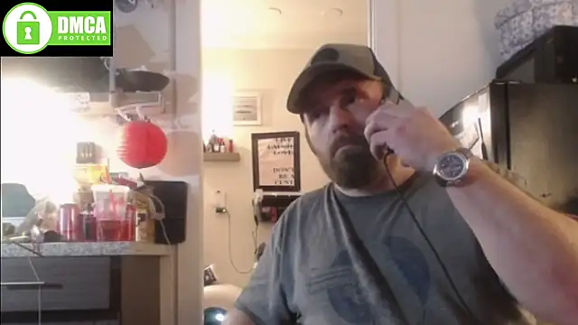 Snapshot of Thumper_ss chatting on November 28, 6:32 pm Thumper ss online show from November 28, 6:32 pm