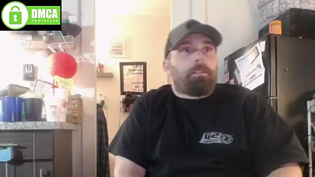 Snapshot of Thumper_ss chatting on December 19, 6:59 pm Thumper ss online show from December 19, 6:59 pm