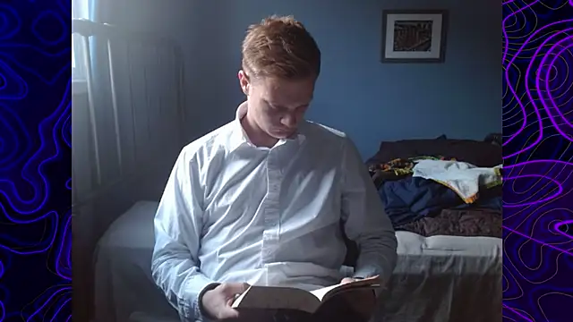 Snapshot of lustylyndon chatting on October 17, 2:52 pm lustylyndon online show from October 17, 2:52 pm