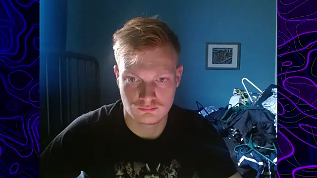 Snapshot of lustylyndon chatting on November 19, 4:18 pm lustylyndon online show from November 19, 4:18 pm