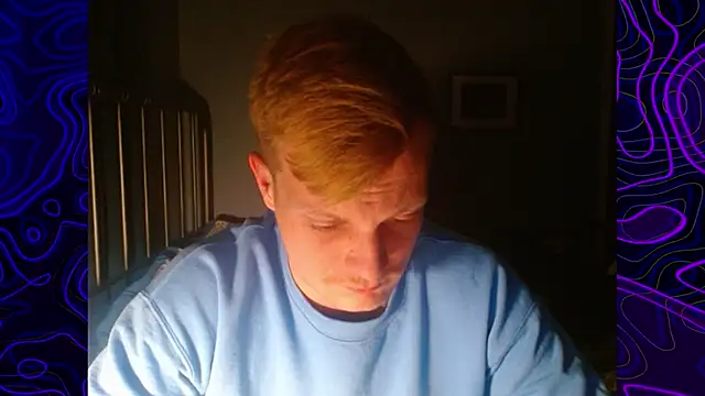 Snapshot of lustylyndon chatting on November 23, 8:14 am lustylyndon online show from November 23, 8:14 am