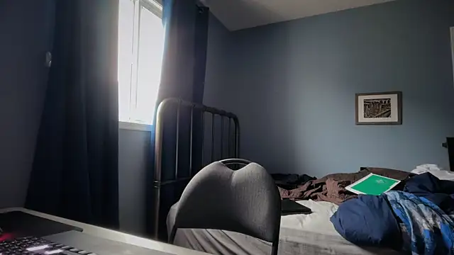 lustylyndon online show from April 24, 2:41 pm