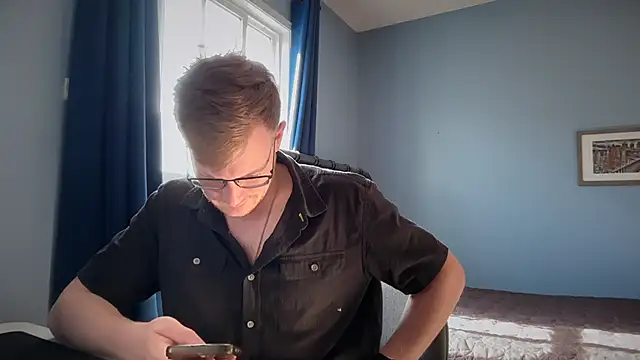 Snapshot of lustylyndon chatting on May 29, 3:10 pm lustylyndon online show from May 29, 3:10 pm