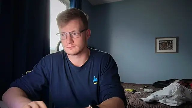 Snapshot of lustylyndon chatting on June 1, 4:31 pm lustylyndon online show from June 1, 4:31 pm