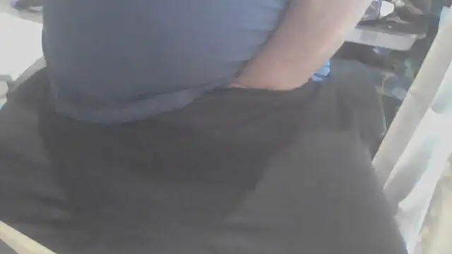 Snapshot of latexsub75 chatting on June 28, 5:35 am latexsub75 online show from June 28, 5:35 am