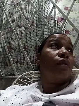 EbonyHorrny online show from April 18, 12:14 am