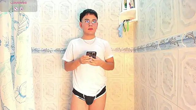 Young Ben online show from November 15, 6:04 pm