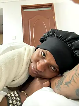 Lil-shawrie online show from September 16, 10:38 am