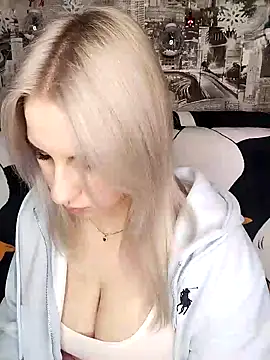 HoneyNelly online show from March 24, 11:32 pm