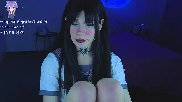 Snapshot of your_little_eva chatting on June 3, 8:14 pm your little eva online show from June 3, 8:14 pm