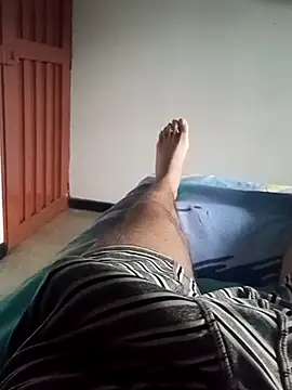 Snapshot of Cgfdff chatting on November 3, 11:33 am Cgfdff online show from November 3, 11:33 am