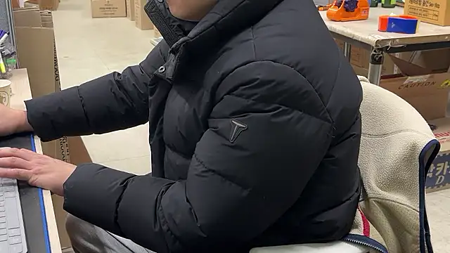 Snapshot of suwonsub chatting on February 21, 11:39 pm suwonsub online show from February 21, 11:39 pm