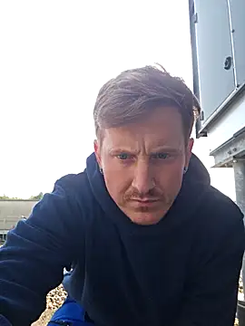 Snapshot of NormalHardDick chatting on September 29, 10:09 am NormalHardDick online show from September 29, 10:09 am