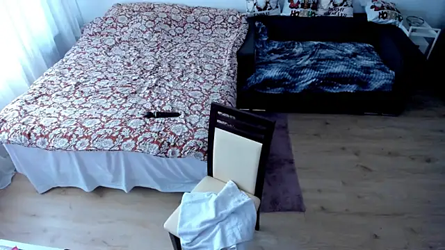 Snapshot of Squirt_Kimm chatting on December 21, 10:00 am Squirt Kimm online show from December 21, 10:00 am