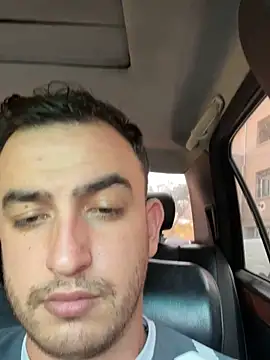 Snapshot of cihan_4141 chatting on September 14, 10:03 am cihan 4141 online show from September 14, 10:03 am