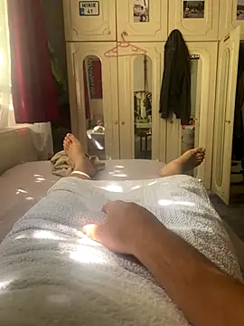 Snapshot of cihan_4141 chatting on September 16, 11:22 am cihan 4141 online show from September 16, 11:22 am