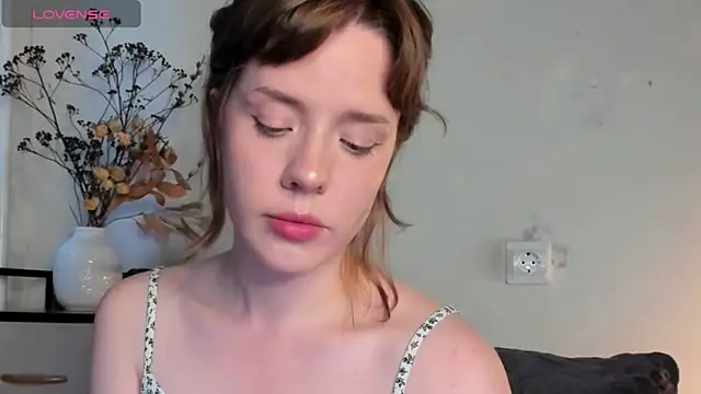 Snapshot of _CuteAsFuck_ chatting on May 31, 6:42 pm CuteAsFuck online show from May 31, 6:42 pm