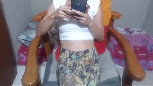 rose-crystal online show from March 28, 12:43 am