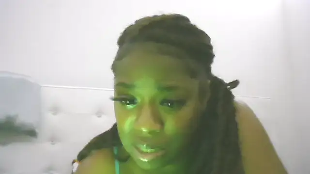 Snapshot of natashaaaa chatting on February 7, 6:39 am natashaaaa online show from February 7, 6:39 am