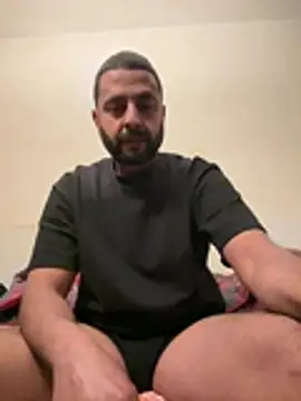 Snapshot of anaahmed30 chatting on April 22, 9:16 pm anaahmed30 online show from April 22, 9:16 pm