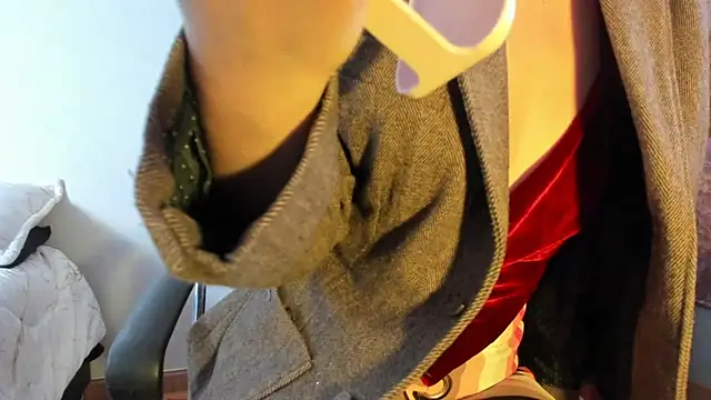 Pamela Squirtt online show from February 5, 1:05 pm