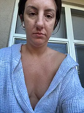 sweetsirenn online show from March 14, 1:49 pm