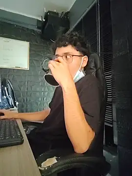 jacobs shelby online show from February 20, 8:31 pm