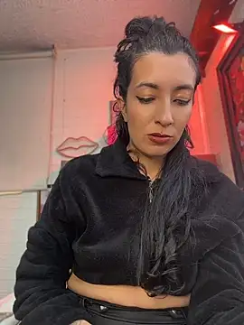 SALOME KORLAND online show from April 18, 8:31 pm