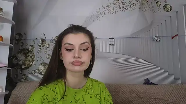 Snapshot of EvoletteLouLou chatting on November 3, 3:24 pm EvoletteLouLou online show from November 3, 3:24 pm