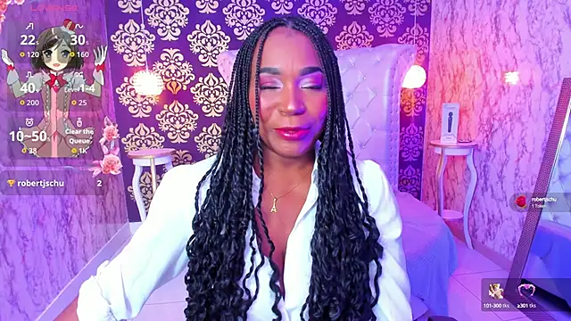 Snapshot of Tyra_Fox chatting on September 20, 2:56 am Tyra Fox online show from September 20, 2:56 am