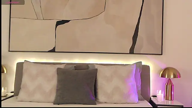 NicoleBrawn online show from February 9, 10:41 am