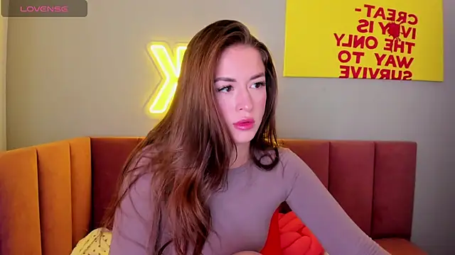 StacyWells online show from September 14, 2:33 am