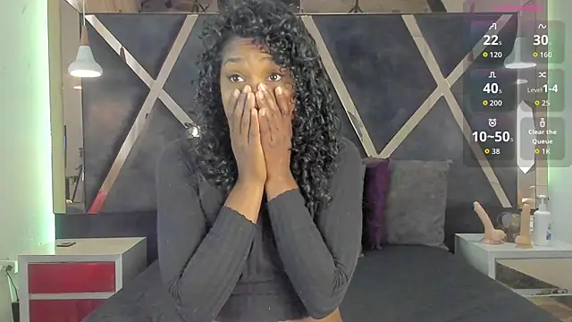 Snapshot of Blackyhot69 chatting on November 6, 1:12 pm Blackyhot69 online show from November 6, 1:12 pm