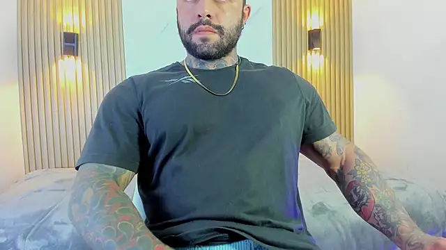 MISTER VENOM online show from December 18, 7:20 pm