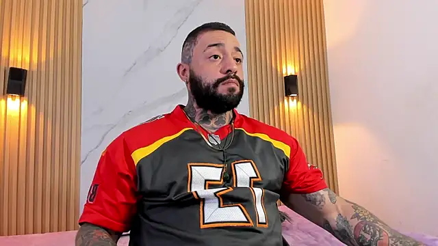 MISTER VENOM online show from January 8, 7:27 pm