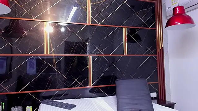 HannyThompson online show from September 27, 12:21 pm