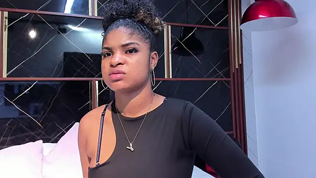 HannyThompson online show from October 29, 12:29 pm