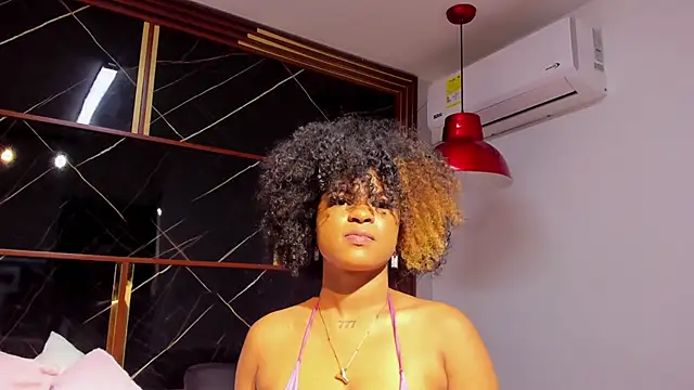 HannyThompson online show from November 11, 12:38 pm