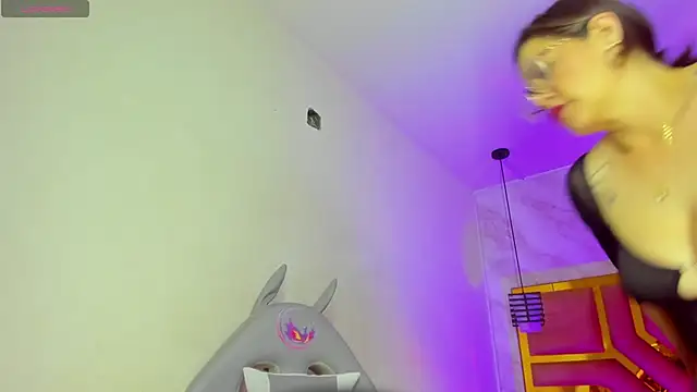 Luciifeer  online show from March 20, 6:46 pm