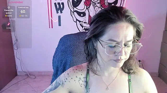 Snapshot of Luciifeer_ chatting on July 14, 2:23 pm Luciifeer online show from July 14, 2:23 pm