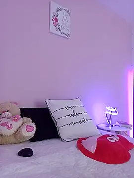 Snapshot of Mia_Seduction_ chatting on September 23, 12:13 am Mia Seduction  online show from September 23, 12:13 am