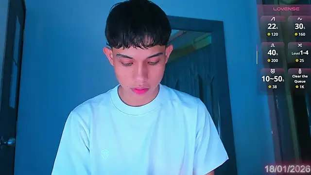 Snapshot of Sebax_Young chatting on January 18, 9:40 pm Sebax Young online show from January 18, 9:40 pm