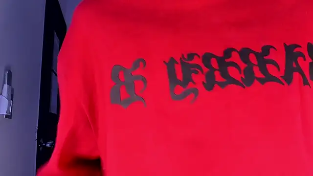 Snapshot of Sebax_Young chatting on February 19, 8:16 pm Sebax Young online show from February 19, 8:16 pm