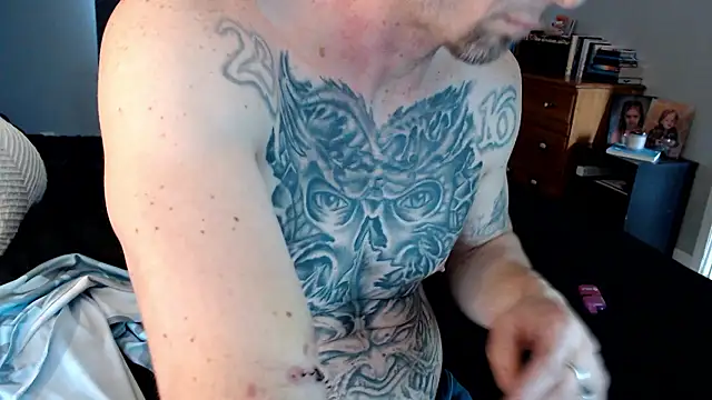 TheGrudge206 online show from January 17, 8:23 pm