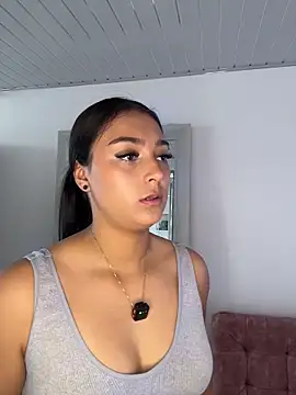 nicolexxaleja online show from March 29, 3:45 pm