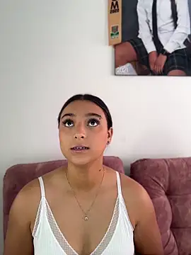 Snapshot of nicolexxaleja chatting on April 30, 1:50 pm nicolexxaleja online show from April 30, 1:50 pm
