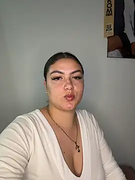 Snapshot of nicolexxaleja chatting on June 22, 1:18 am nicolexxaleja online show from June 22, 1:18 am